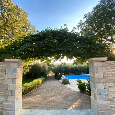 Stone Homes With Pool And Mediterranean Gardens *