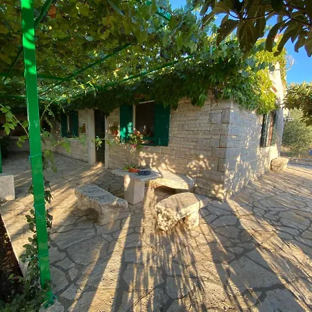 Villa Stone Homes Stankovci With Pool And Mediterranean Gardens