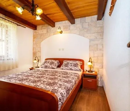 Stone Homes Stankovci With Pool And Mediterranean Gardens *