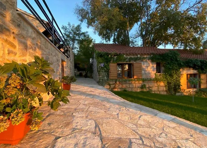 Stone Homes With Pool And Mediterranean Gardens *