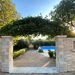 Stone Homes With Pool And Mediterranean Gardens * Stankovci (Zadar)